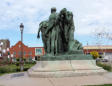 Calais : sculpture des bourgeois de Calais par Rodin 2