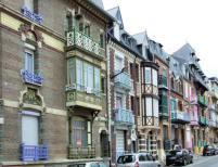 Maisons particulières colorées 2