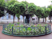 Montreuil sur Mer : Fontaine circulaire