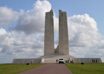 Monument Vimy : vue générale 2
