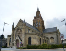 Calais : église Notre Dame, façade principale