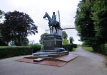 Cassel : Statue équestre du Maréchal Foch du mont Cassel