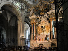 Cambrai : église Notre Dame de Grâce, le Rétable dans le choeur