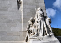 Monument Vimy : statues de Martyres