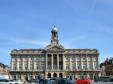 Cambrai : hôtel de ville et son parking