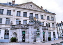 Saint Omer : monument, fontaine