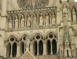 Personnages bibliques sur la façade de Notre Dame d'Amiens