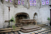 Saint Riquier : église abbatiale, autel dans le choeur
