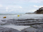 Rochers, la manche, les quais