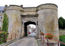 Bergues : porte de Bierne