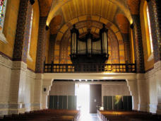 Notre Dame de Lorette : l'orgue dand la chapelle