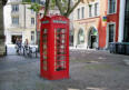 Arras : Cabine Téléphonique recyclée en bouquinerie