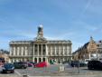 Cambrai : hotel de ville et sa place