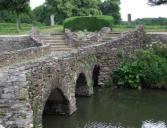 Gratot le chateau : le pont de pierre
