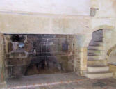 Chateau de Pirou : imposante cheminée