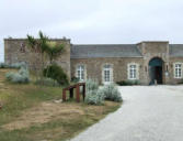 Fort de cap Lévi, privé, transformé en gite