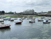 Barfleur : le port à marée descendante