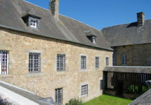 Avranches : batiments militaires