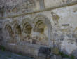 Abbaye Sainte Trinité de Lucerne d'outremer, mur du cloitre