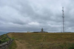 Cap du Carteret : la  lande ver le phare