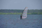 lac Léon : à pleine vitesse toute voile déployée