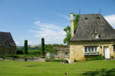 Salignac Eyvigues : les jardins du manoir d'Eyrignac, pavillon.