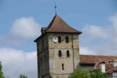 Espelette église St Etienne et son horloge
