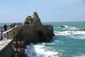 Biarritz : passage et rocher de la Vierge