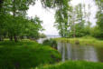 lac Léon : chenal au milieu des terres