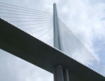 MIllau-vue du pont-haubans