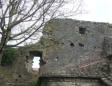 Saint Jean d'alcas : cité médiévale-ruine de l'enceinte