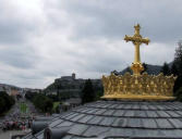 Lourdes :coupole de la basilique Notre Dame du Rosaire de Lourdes