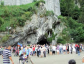 Lourdes : le sanctuaire Notre Dame de Lourdes, la Grotte