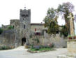 Larressingle : entrée du château par la Tour de l'horloge
