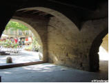 Uzès-les arcades