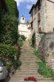 Cordes sur ciel-escalier, maisons en pierre et tour de l'horloge