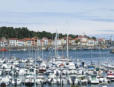 Port Vendres : port de plaisance et habitat le long des quais