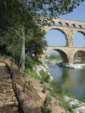 Pont du Gard- vue partielle des arches 