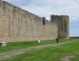 Aigues Mortes : murs d'enceinte 2