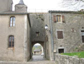Saint Jean d'alcas : cité médiévale-porte de la ville