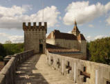 Rocamadour-château-chemin de ronde vers tour carrée