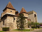 Cahors-barbacane et tour Saint Jean