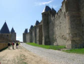 Carcassonne- les lices-espace entre les deux remparts