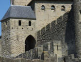Carcassonne- le château comtal-porte d'aude