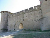 Carcassonne- vue extérieure des remparts