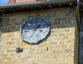 Aignan : horloge murale