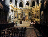 Auch : cathédrale Sainte Marie d'Auch, le choeur et l'autel