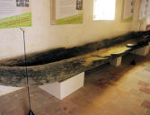 flaran : l'abbaye,  barque retrouvée lors de fouilles