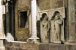 Forcalquier : la cathédrale Dame du Bourguet, bas relief