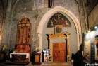 Embrun : notre Dame du Réal, autel, rétable, scène peinte du christ sur la croix